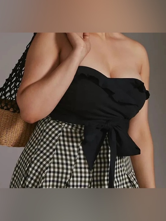 Anthropologie Tops - Anthropologie Top Ruffled Tube Crop Top Size Large New Black